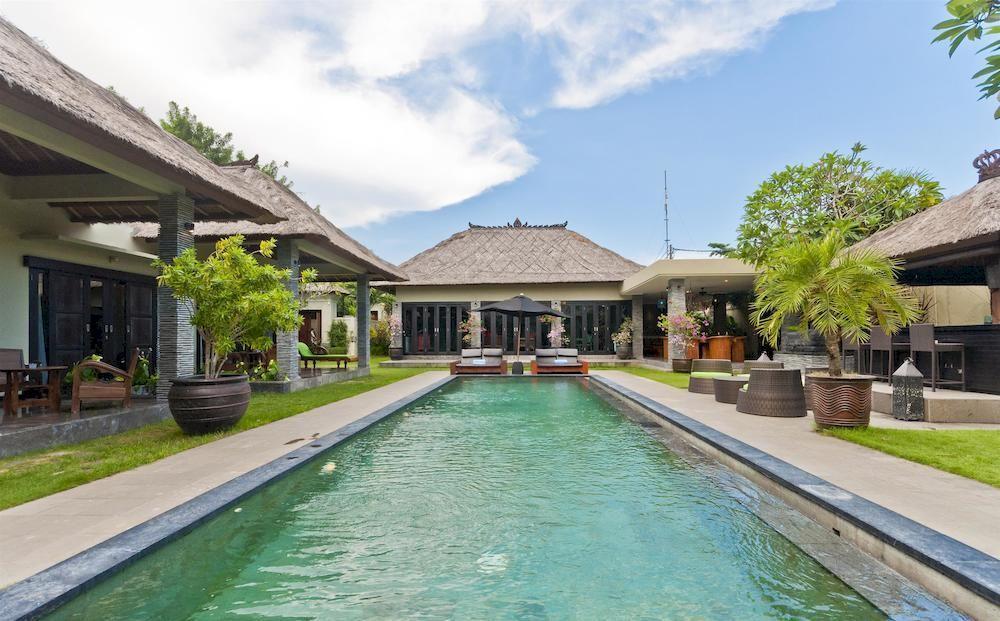 Mahkota * Seminyak (Bali)